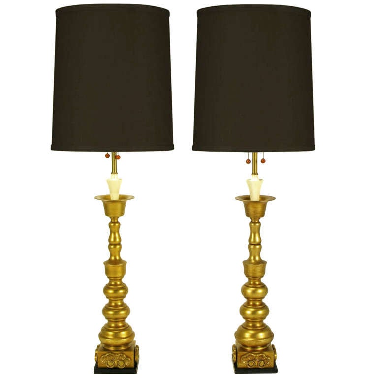 Paire de lampes de bureau Marbro en forme de balustre doré en vente