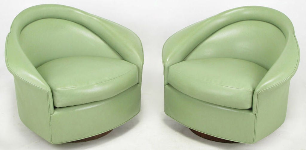 Pair of Milo Baughman for Thayer Coggin swivel lounge chairs.  Barrel backs and 