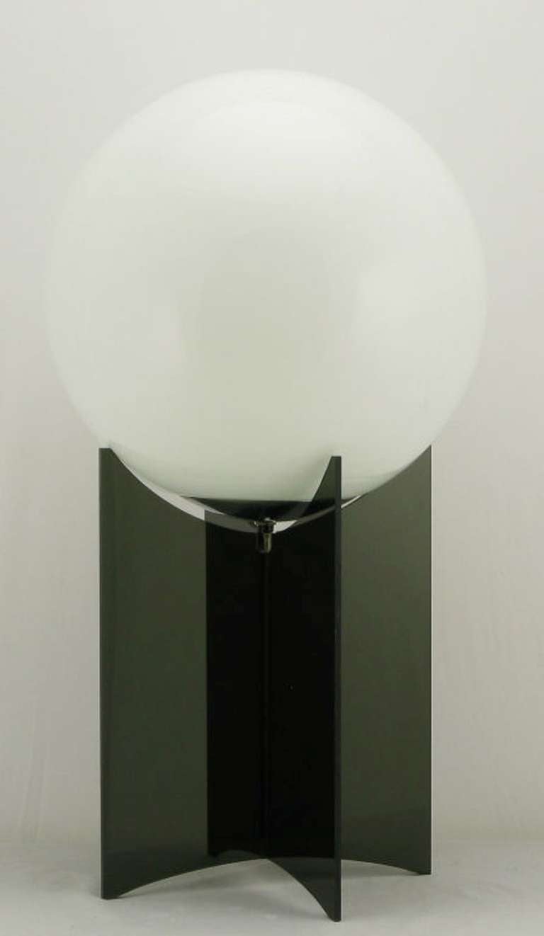 Modern gray smoked acrylic quarto punti based table lamps with milk glass globes. Most likely of Italian origin.
