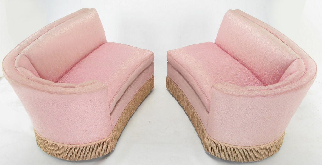 1940s Curved Sectional Sofa In Pink Damask Upholstery 1