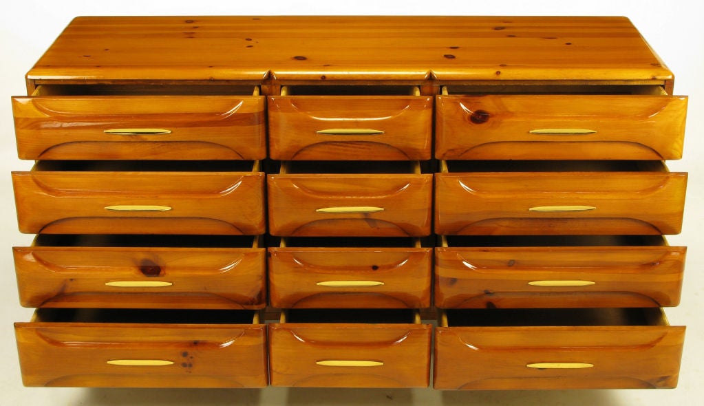 franklin shockey pine dresser