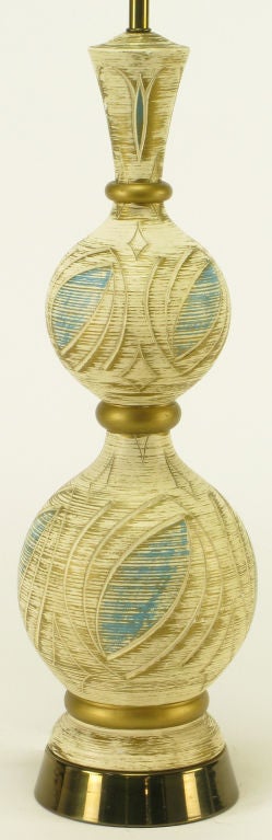 Mid-20th Century Double Gourd Form Parcel Gilt Plaster Table Lamp For Sale