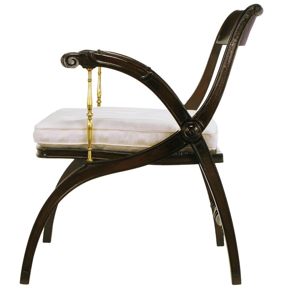 Offener Sessel aus Mahagoni und Messing mit offener Rückenlehne