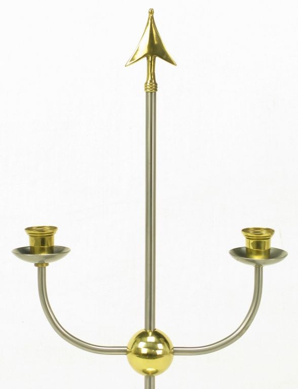 Coppia di candelabri italiani in stile impero in acciaio spazzolato e ottone in vendita 1
