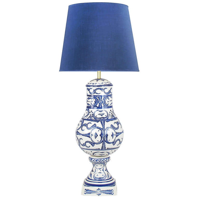 Lampe en poterie monumentale de l'artiste mexicain Noe Suro