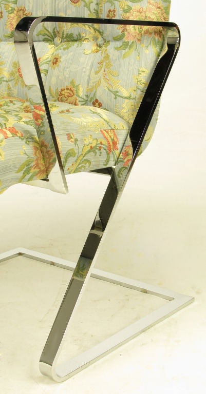 Esszimmerstühle mit Z-Form aus getuftetem Chrom mit Kanalen und Knöpfen im Angebot 5