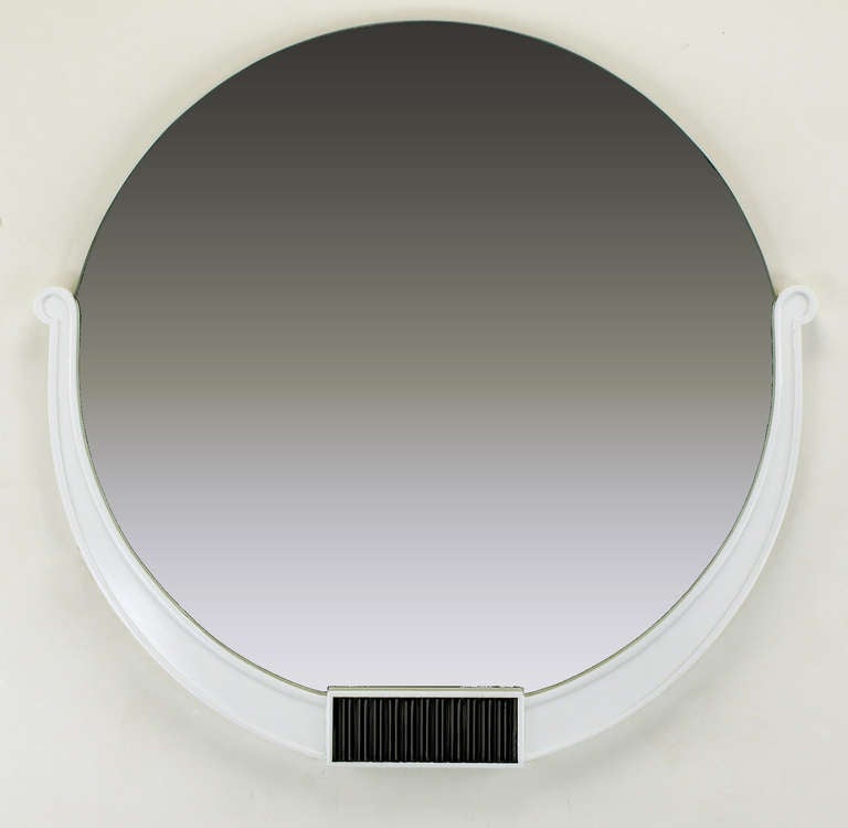 Kittinger Art Deco double horn, or yoke, wall mirror in fresh white lacquer with a black lacquered fluted panel.