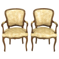 Paar Sessel aus Nussbaumholz im Louis-XV-Stil aus Pythonimitat