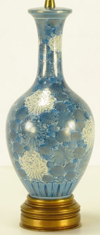 American Marbro Hand Painted Blue & White Chrysanthemum Table Lamp