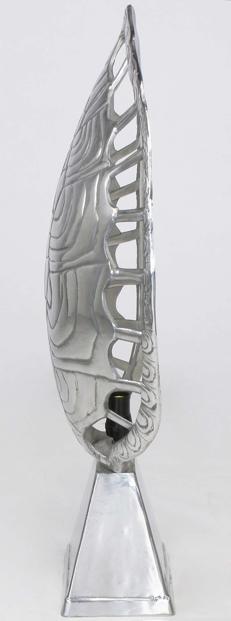 Arthur Arthur Court Schildpatt-Lampe aus poliertem Aluminium im Zustand „Hervorragend“ im Angebot in Chicago, IL