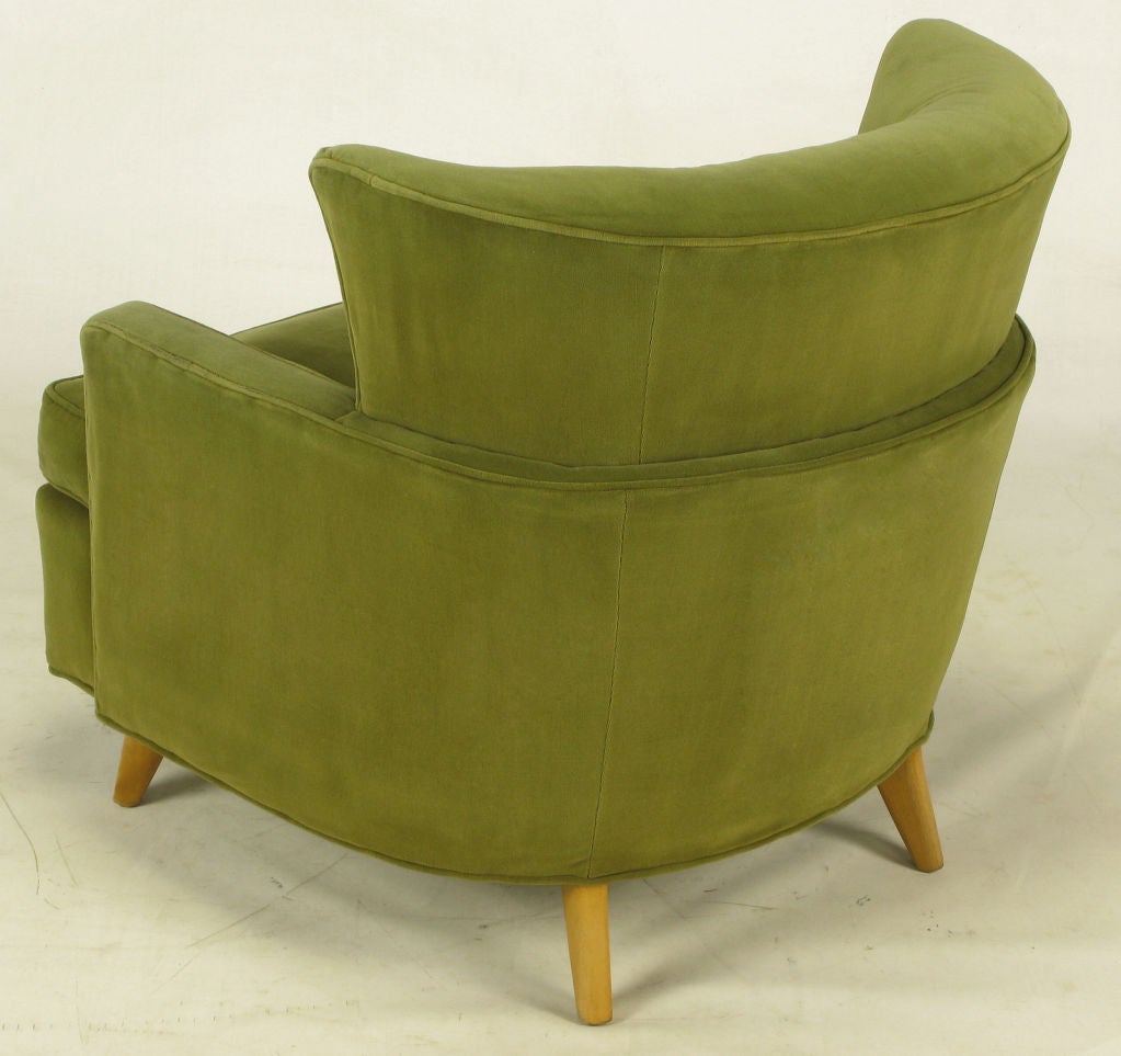 Mid-20th Century Tiered Barrel Back Button Tufted Lounge Chair