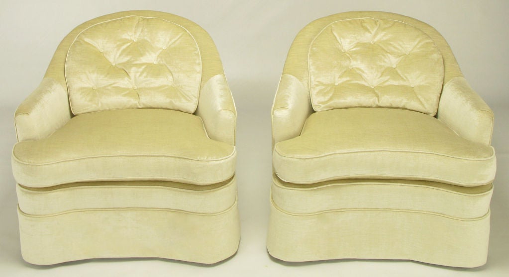 Mid-20th Century Pair Dorothy Draper Viennese Collection Club Chairs
