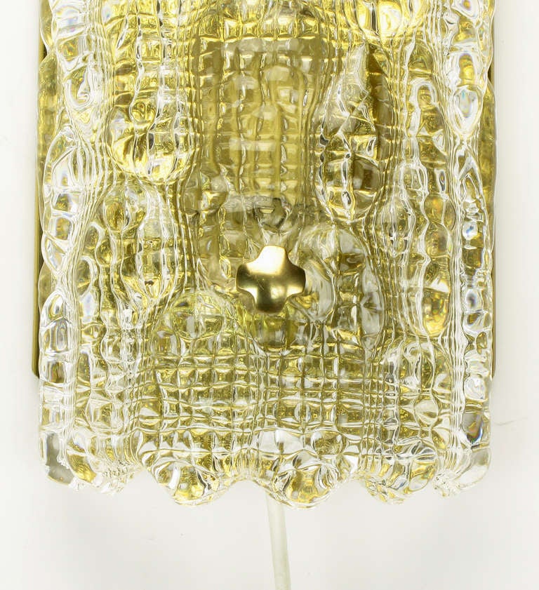 Paire d'appliques en verre et laiton Carl Fagerlund pour Orrefors en vente 1