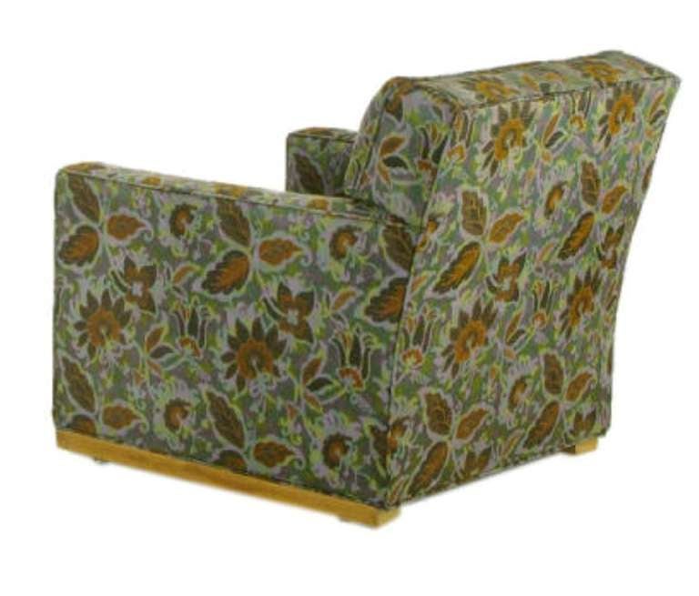 Pair 1940s Sled-Base Club Chairs In Vivid Floral Upholstery In Good Condition In Chicago, IL