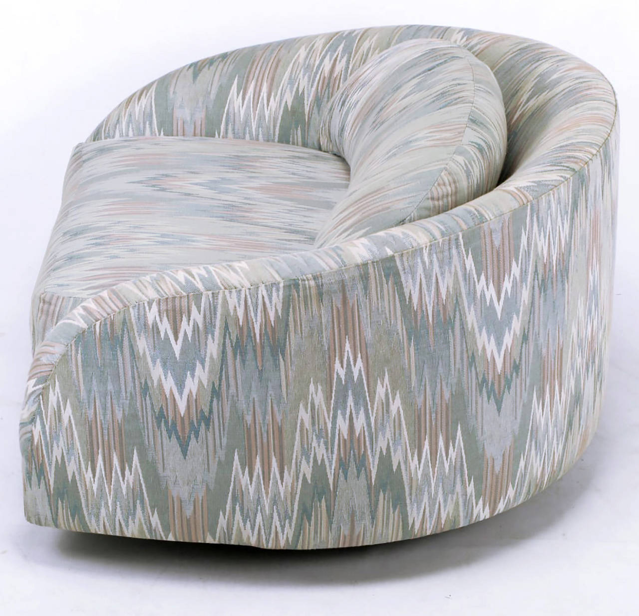 Fauteuil club pivotant Adrian Pearsall en tissu d'origine à points de flamme Bon état - En vente à Chicago, IL