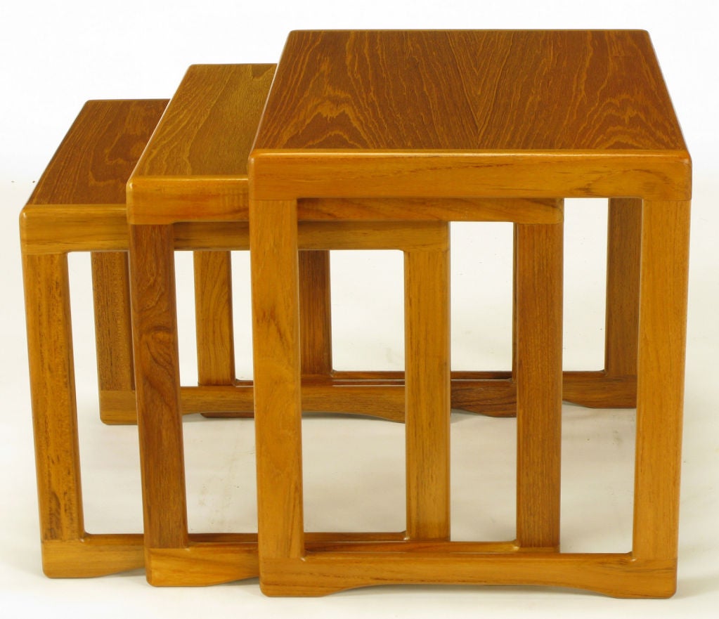 Three Teak Wood Sled-Base Nesting Tables For Sale 1