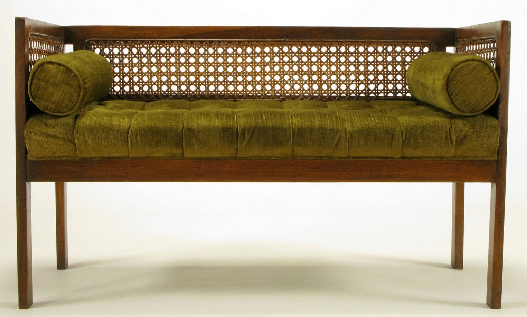 tufted bench with arms