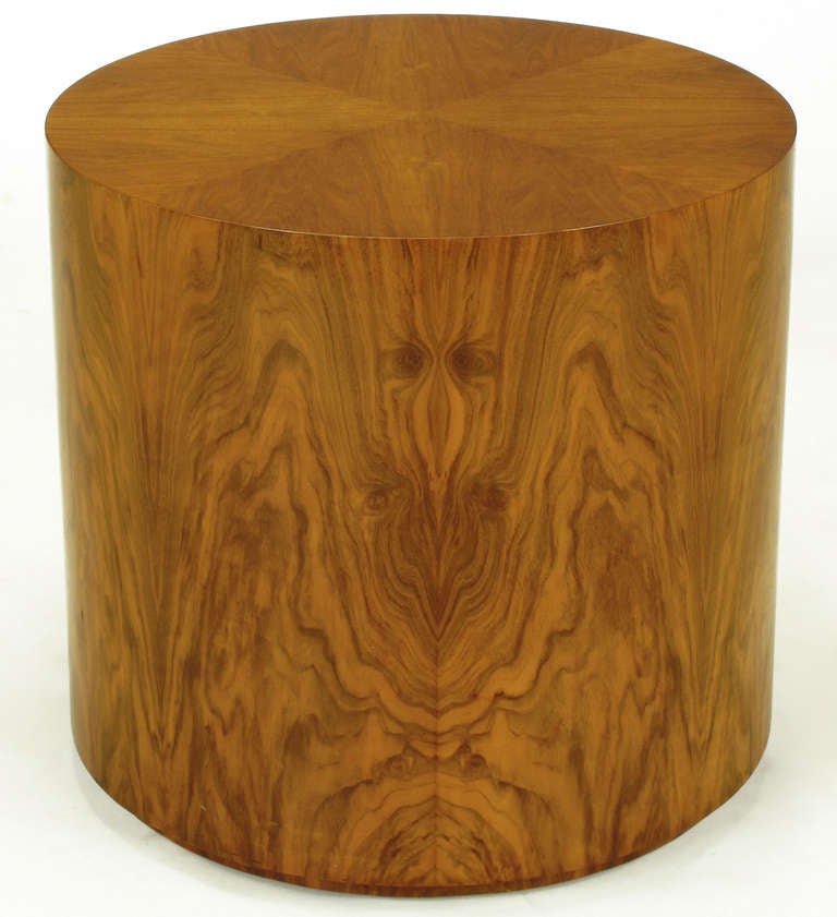 Highly Figured Walnut Pedestal Coffee Table In Excellent Condition In Chicago, IL