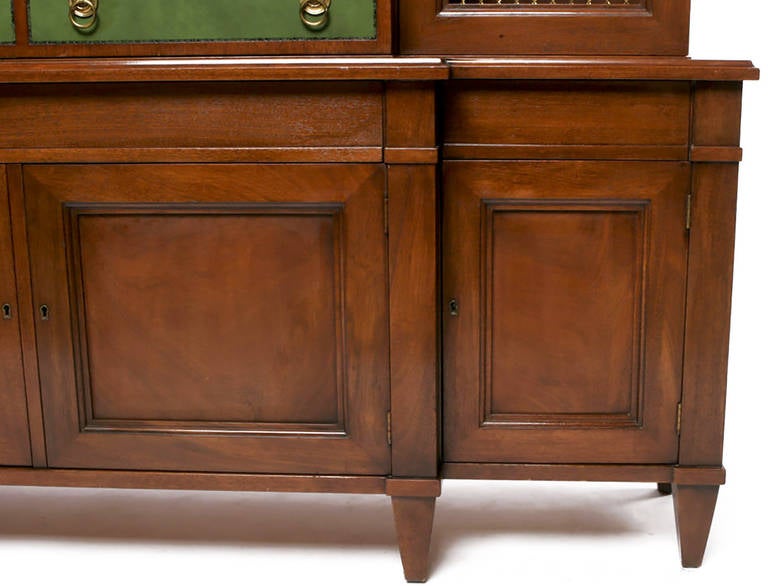 Mid-20th Century Renzo Rutili Green Leather and Mahogany Breakfront Library Cabinet with Desk For Sale