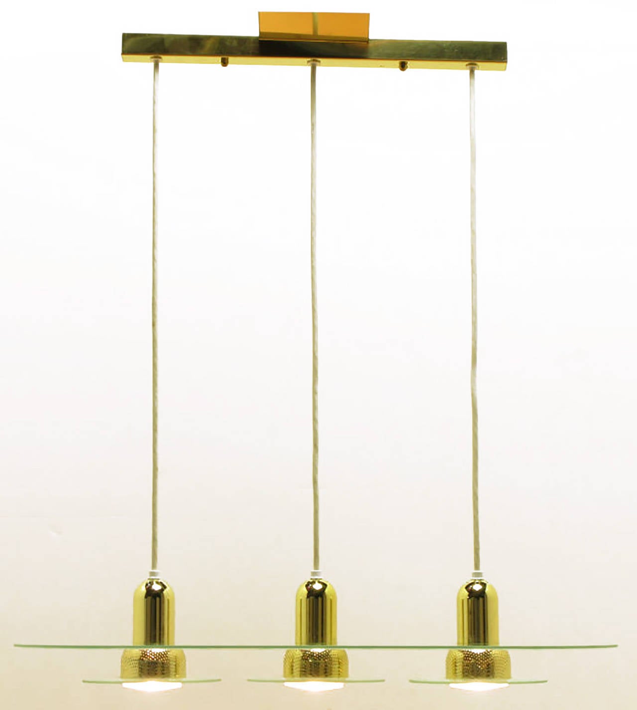 Ovaler Kronleuchter aus Messing mit drei Lichtern und geätztem Rennpferdebahn-Rad aus der Postmoderne (amerikanisch)