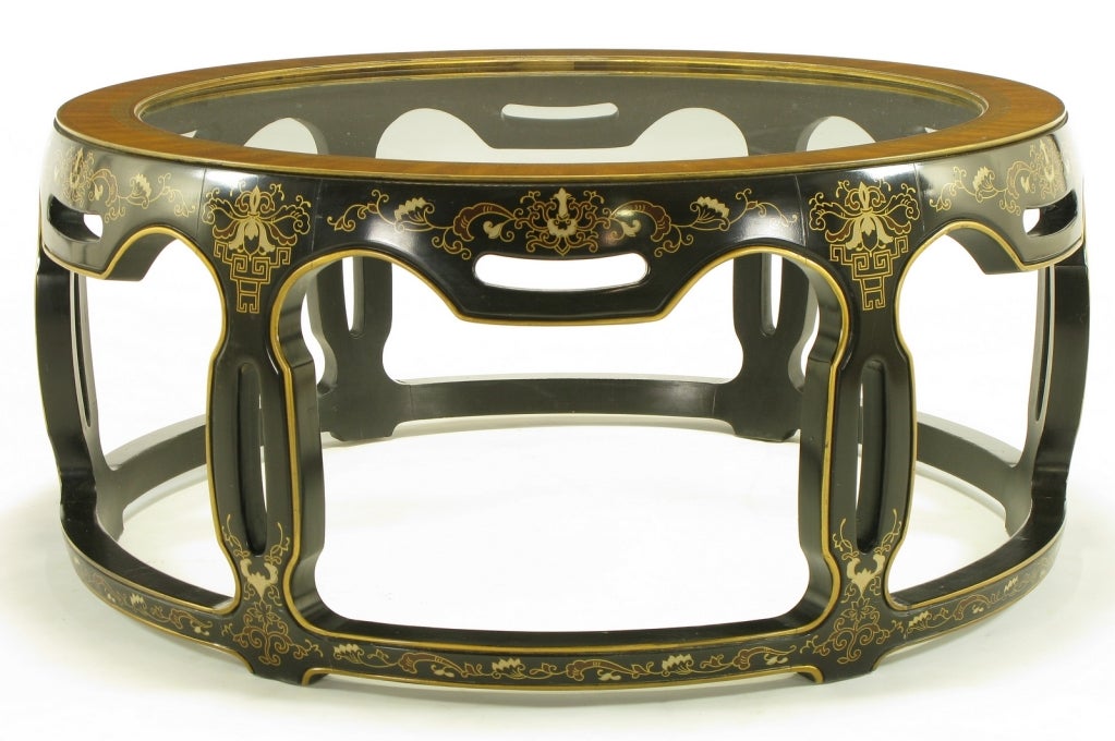 Asian Open Drum Coffee Table, Lacquered and Parcel-Gilt In Good Condition For Sale In Chicago, IL
