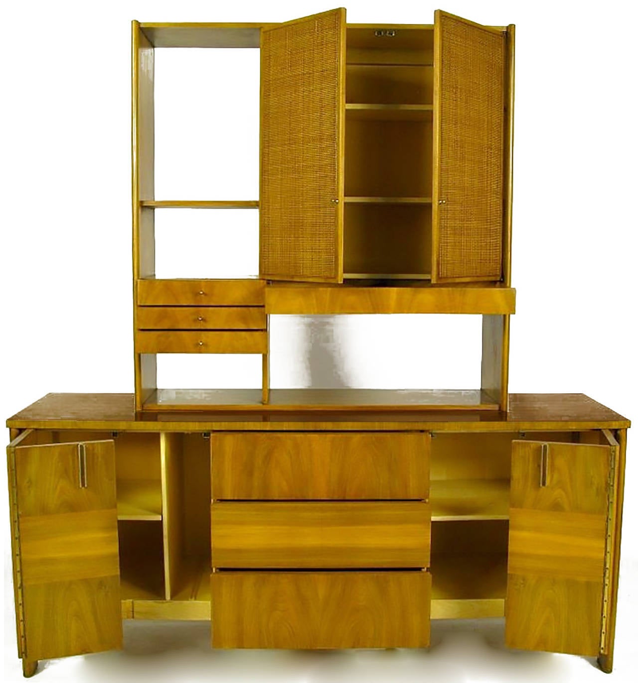 Dale Ford Sideboard aus Nussbaum und Schilfrohr von John Widdicomb (amerikanisch) im Angebot