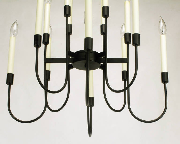 Lightolier Sixteen-Arm, Black Lacquer Chandelier In Good Condition For Sale In Chicago, IL