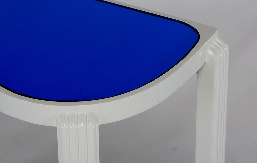 Pair 1930s Art Deco White Lacquer & Blue Mirror Side Tables 4