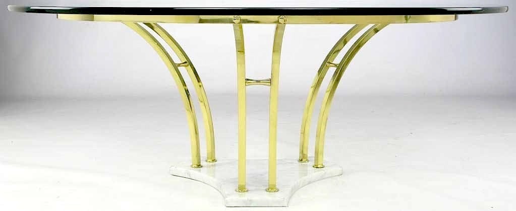 20th Century Elegant Brass & Carrera Marble Round Coffee Table
