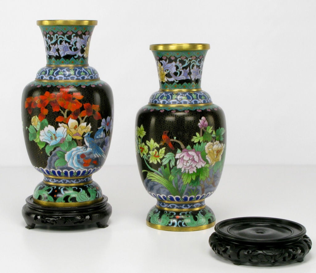 vases with bases