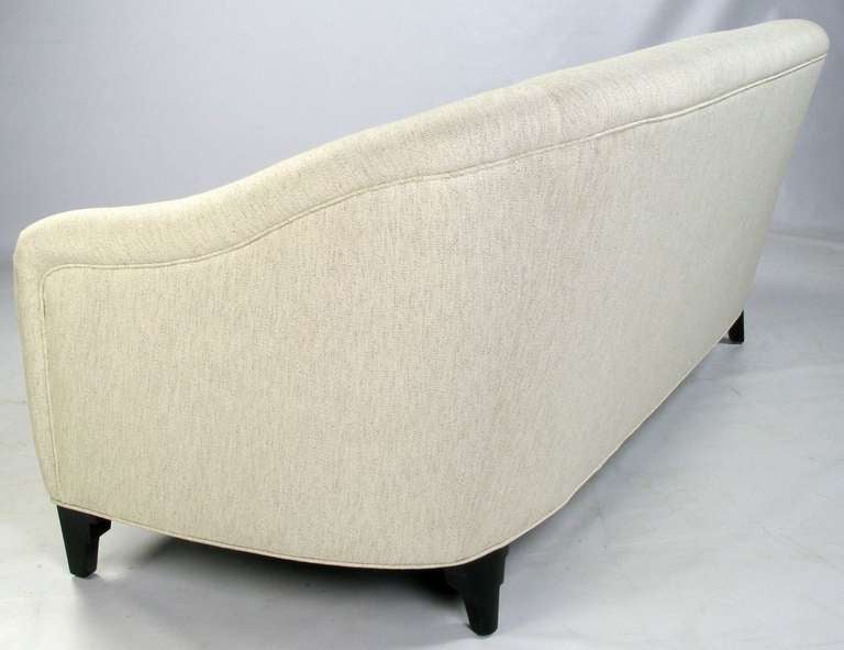 Donghia Sofa In Heathered White Stroheim & Romann Hemp Linen In Excellent Condition In Chicago, IL