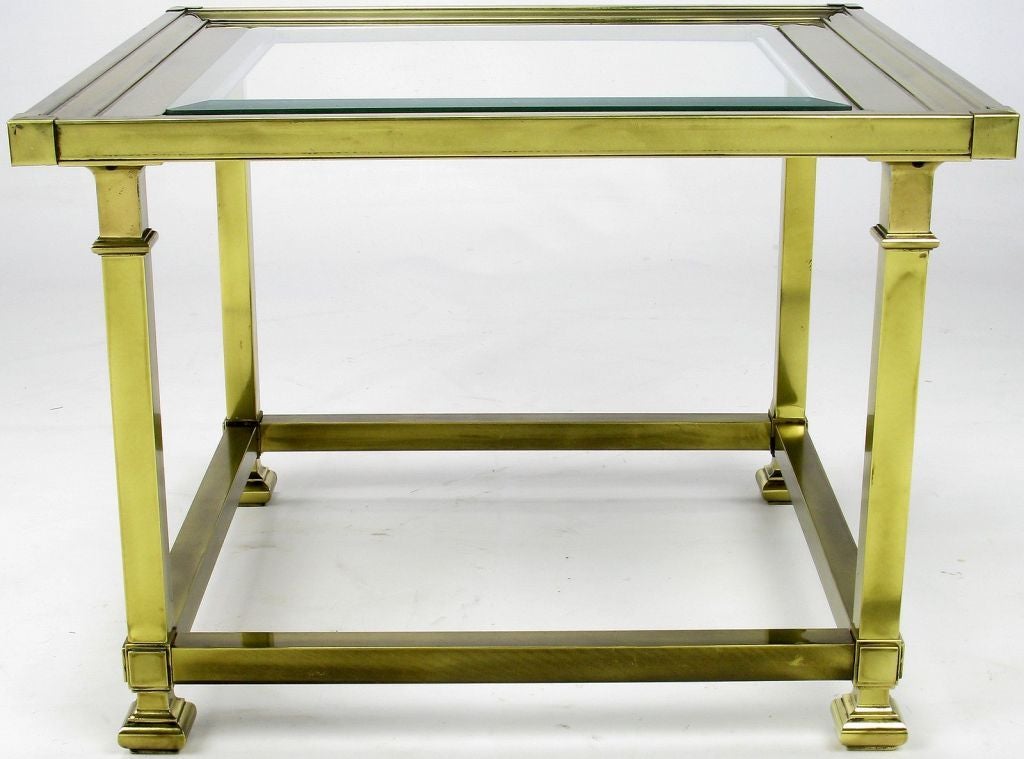 Elegant pair of end tables from Mastercraft. The 
