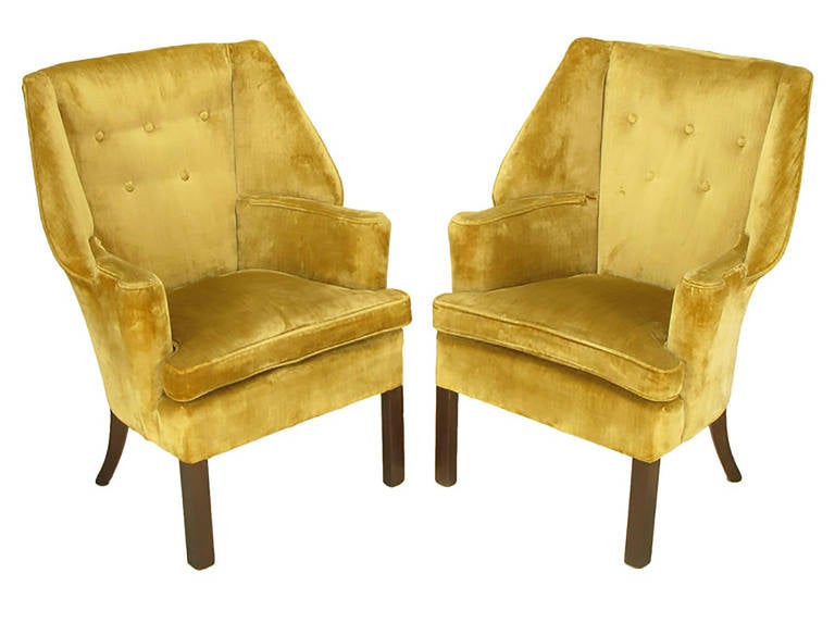 American Pair of Uncommon 1940s Georgian Modern Wing Chairs