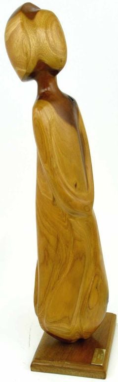 Mexicain Seri - Sculpture en bois abstraite de femme en fer par Miguel Estrella en vente