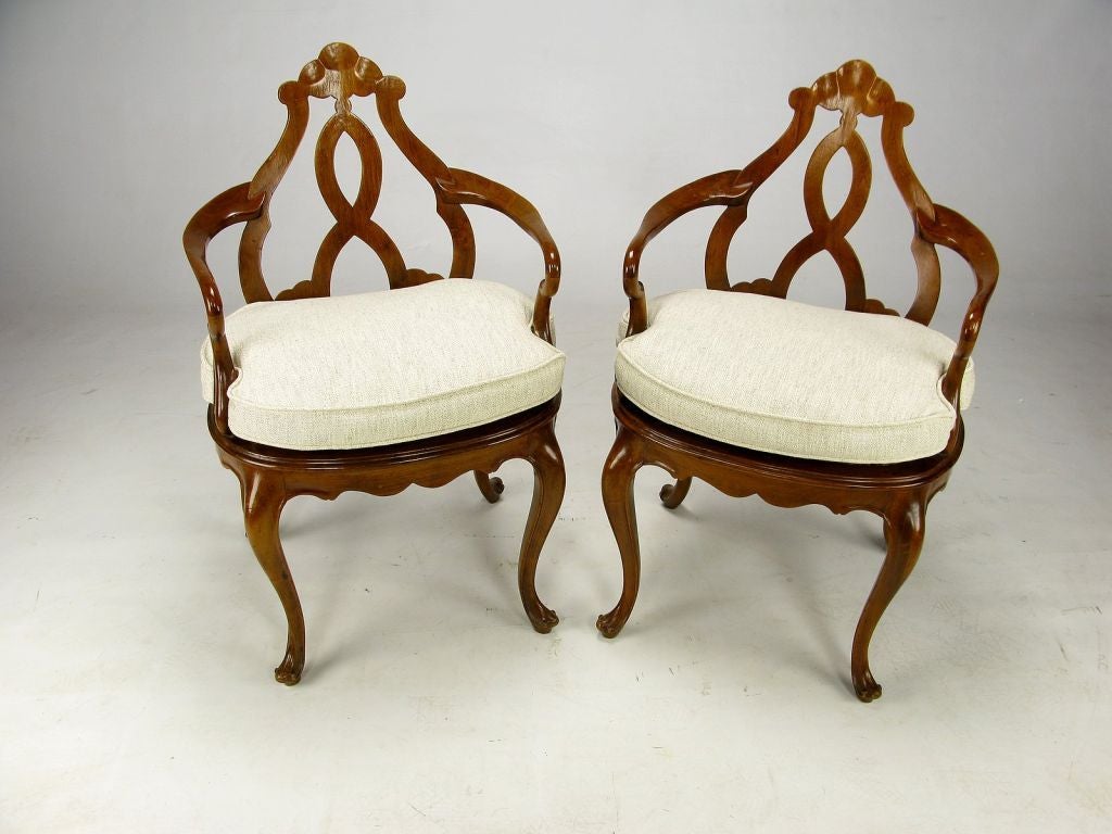 Pair of Italian Biedermeier Hand-Carved Fruitwood Armchairs In Excellent Condition For Sale In Chicago, IL