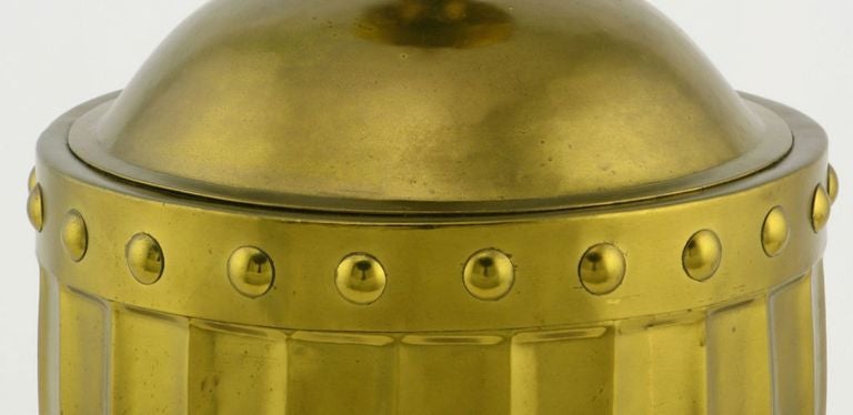 Pair Stiffel Fluted & Studded Brass Urn Table Lamps In Good Condition In Chicago, IL