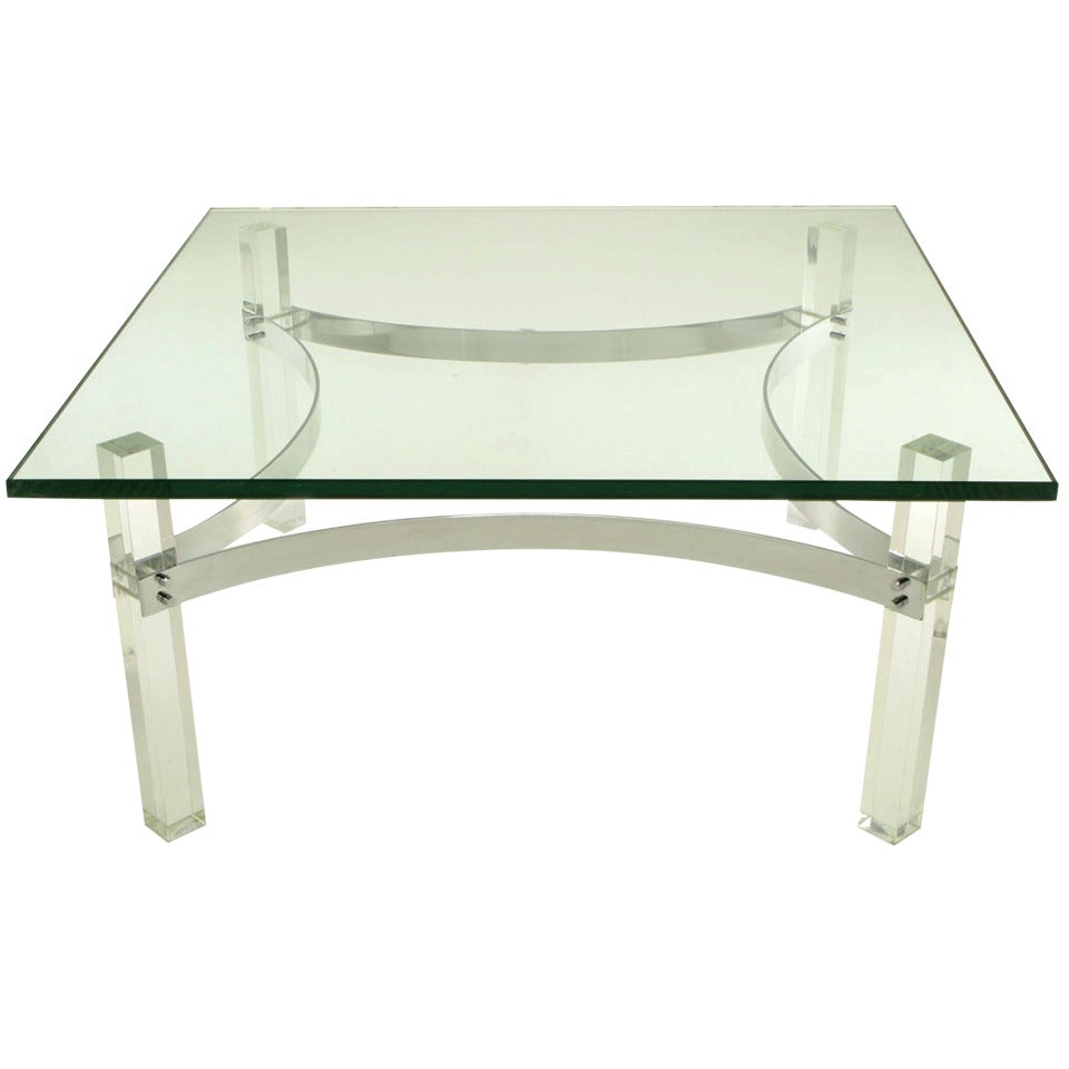 Table basse à pieds inclinés en chrome et Lucite d'après Charles Hollis Jones
