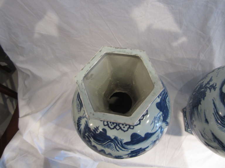 Pair of Chinese Blue and White Vases In Excellent Condition In East Hampton, NY