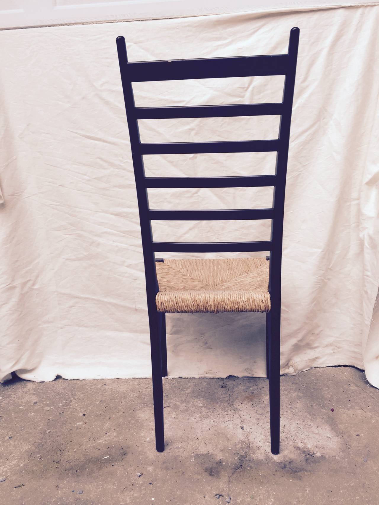 Italian Set of Eight Chairs in the Style of Gio Ponti