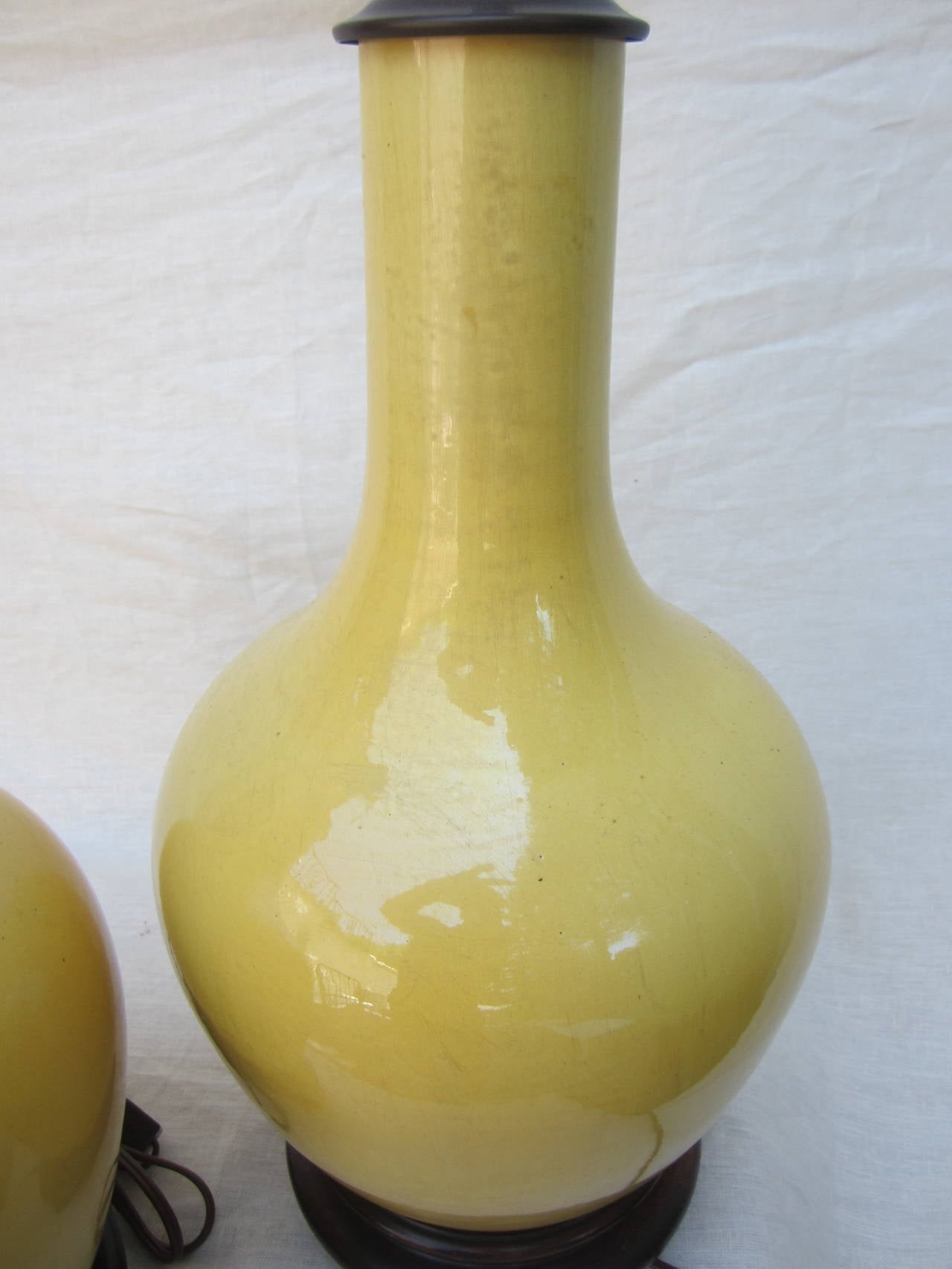 Pair of Chinese Imperial Yellow Lamps In Excellent Condition In East Hampton, NY