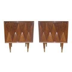 Pair of Nightstands in the Style of Gio Ponti