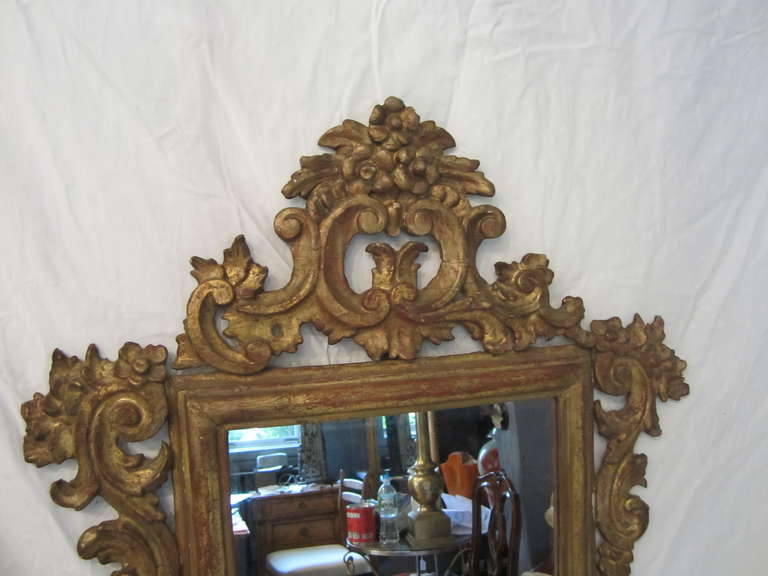Early 20th Century Italian Gilt Mirror In Excellent Condition In East Hampton, NY