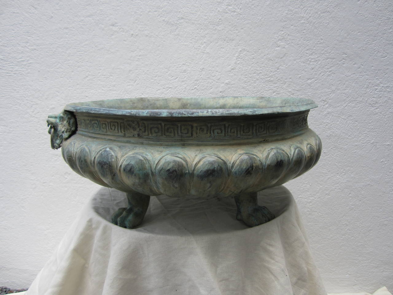 Bronze Planter with Four Reptile Feet 2