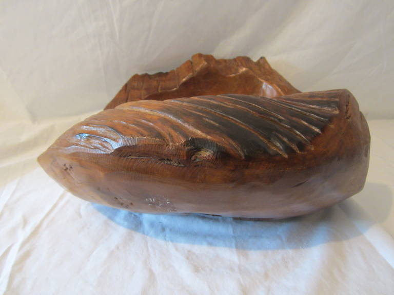 Large Root Wood Bowl In Excellent Condition In East Hampton, NY