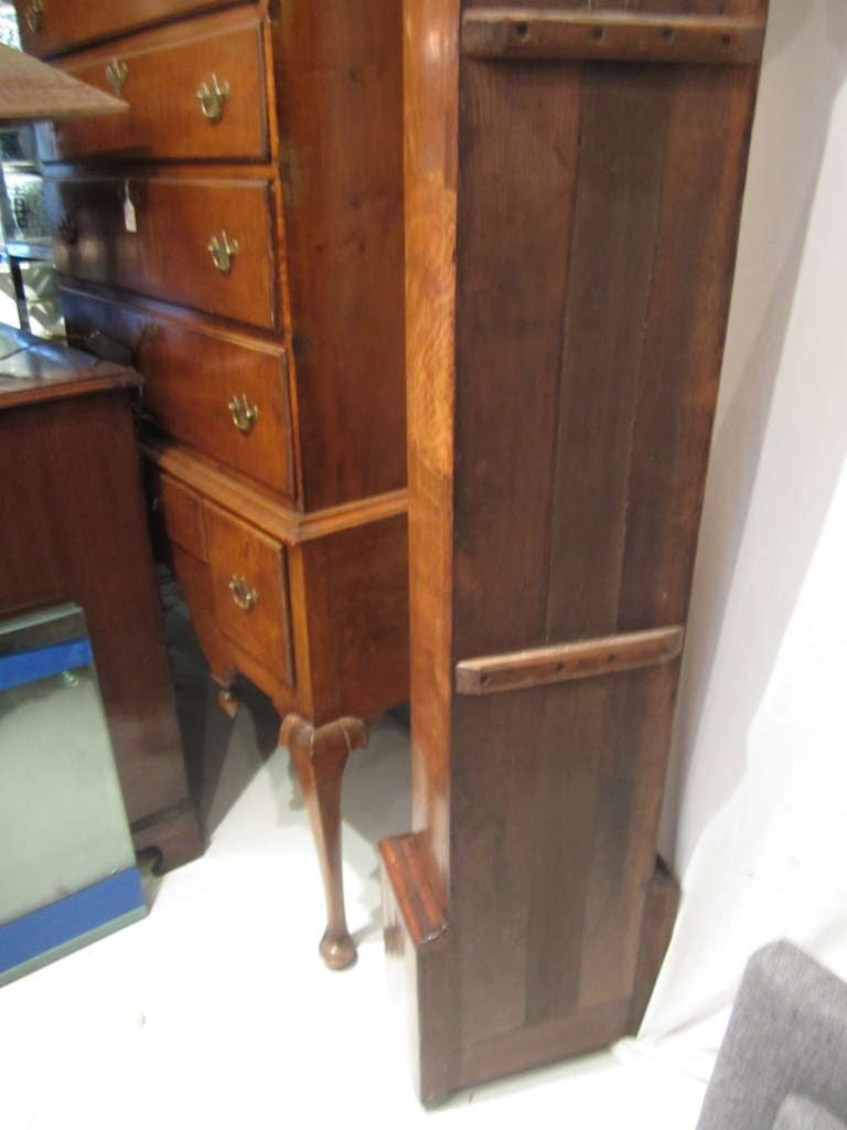 17th Century Walnut and Marquetry Longcase Clock For Sale 2