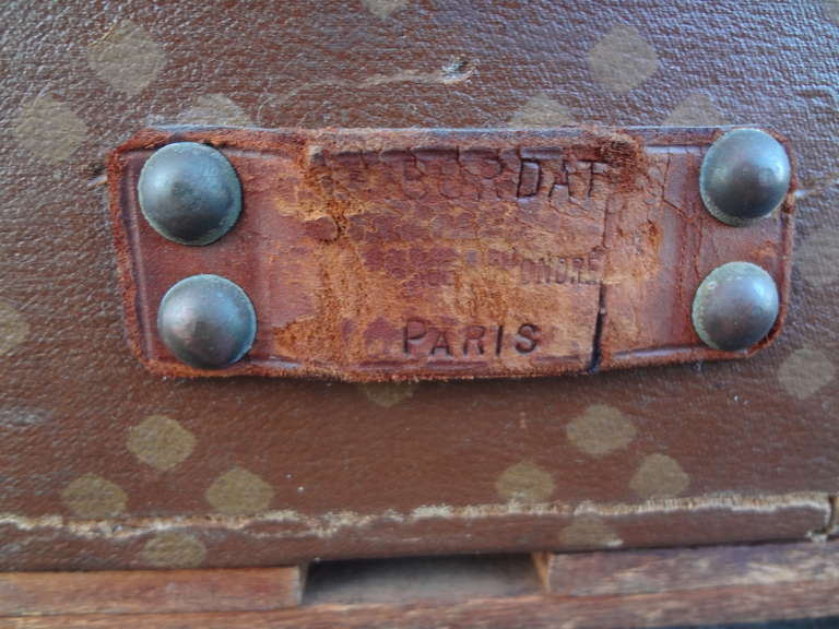Vintage Aux Etats Unis Steamer Trunk  In Good Condition In Sleepy Hollow, NY