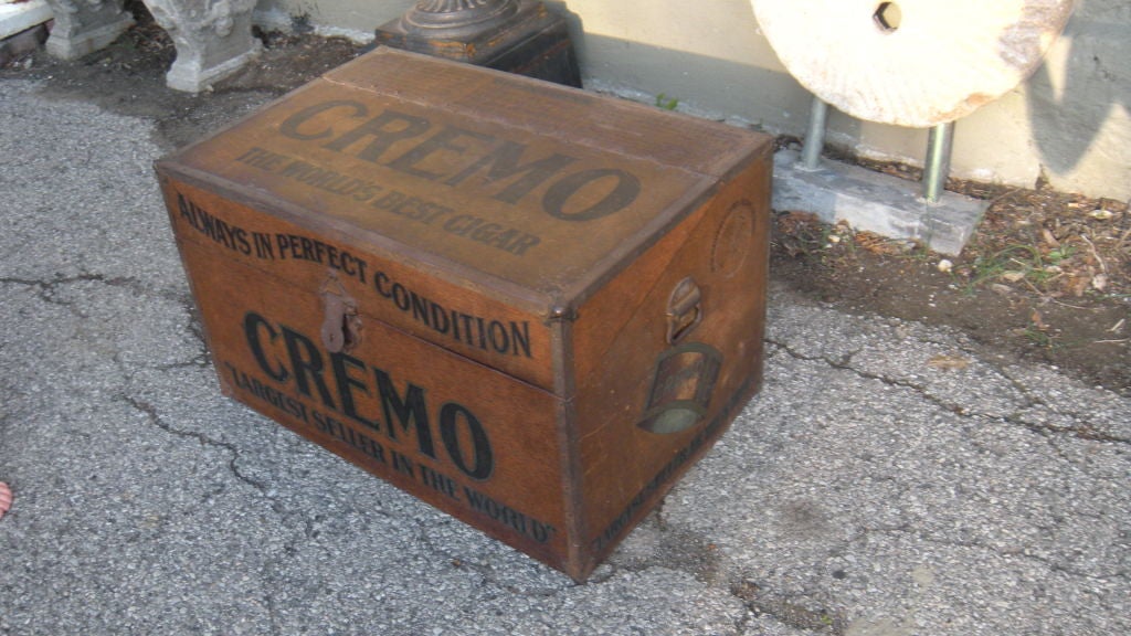 Large vintage Cremo cigar box