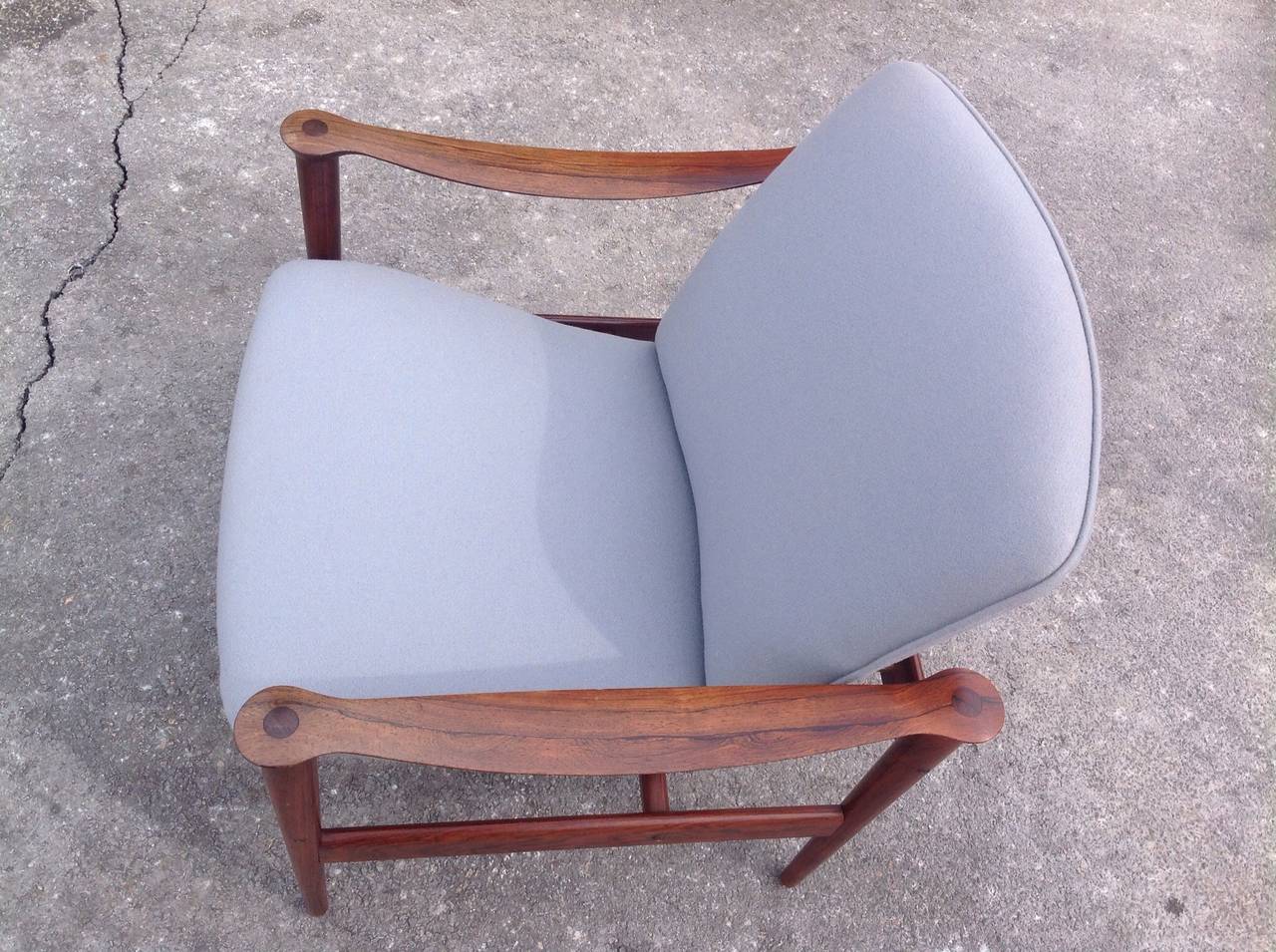 Mid-Century Modern Rosewood Armchair by Peter Hvidt for Frederick Kayser For Sale