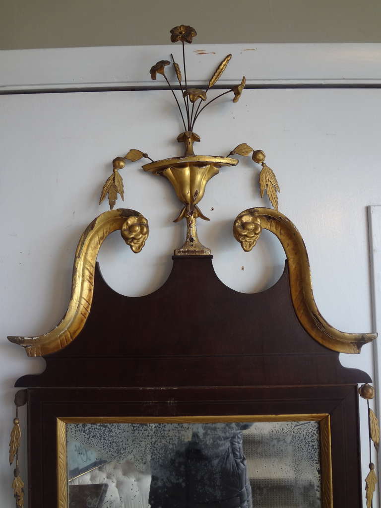 Fine Mahogany And Giltwood Federal / Hepplewhite Mirror Circa 1800