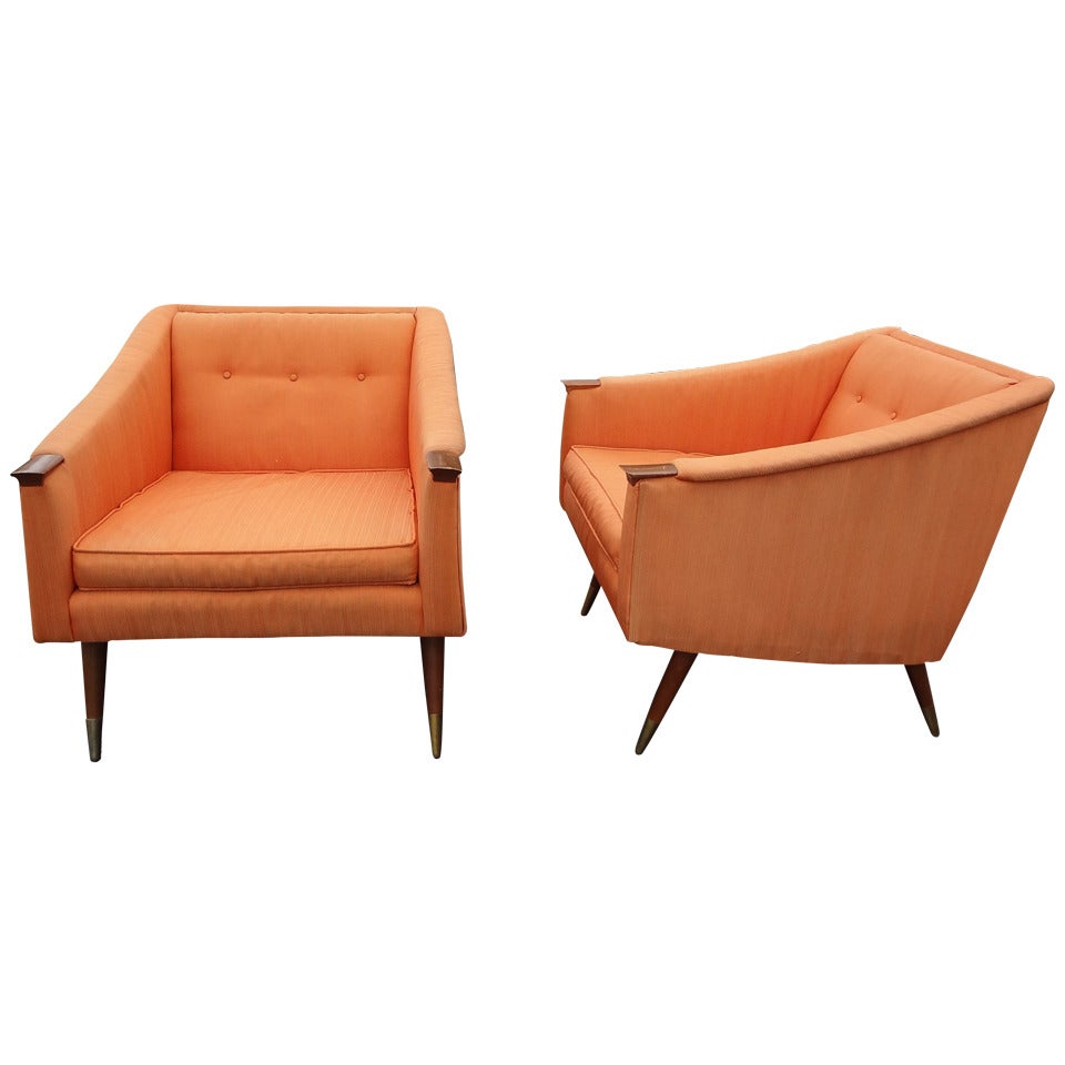 Pair of Stylish Karpen Lounge Chairs For Sale